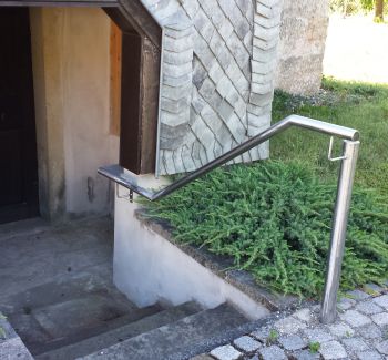 Neuer Handlauf fr die Ev. Kirche St. Bartholomus Watzdorf